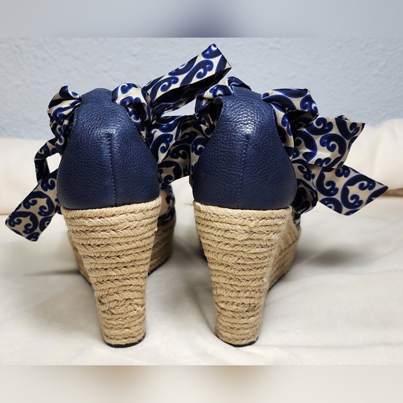 Ugg Lucianna Marrakech Wegdes size 9 - Picture 3 of 13